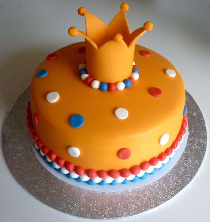 http://i565.photobucket.com/albums/ss100/mamaleontine/koninginnedagtaartdlt.jpg
