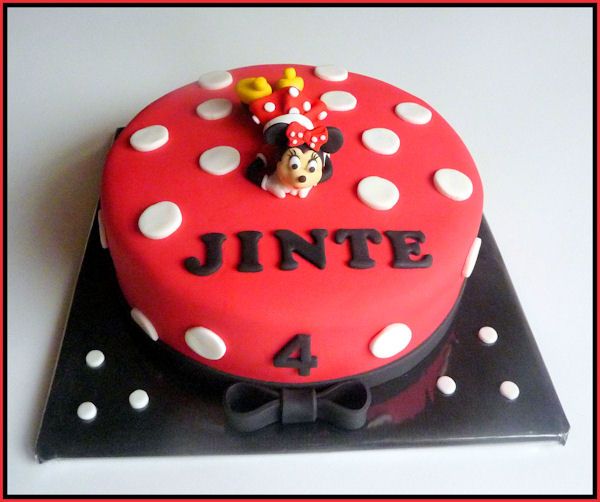 http://i565.photobucket.com/albums/ss100/mamaleontine/minniemouseklein_zps91083be1.jpg