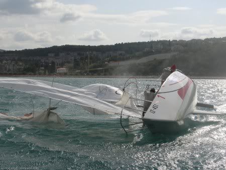 Fun racing boat. Cal 25? - SailNet Community