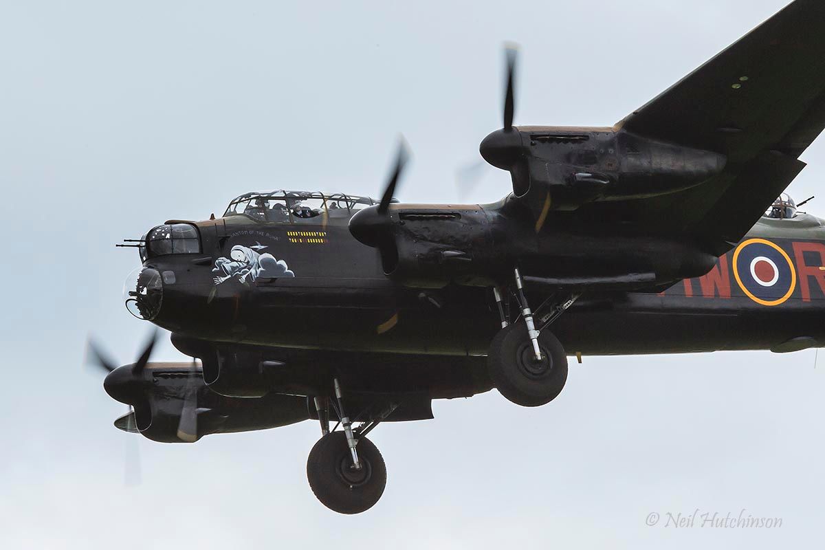 http://i565.photobucket.com/albums/ss93/Neilly105/2012%20Cosford%20Airshow/FF_D9Q7371_zpsba3a51fa.jpg