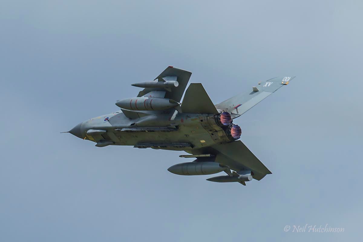 http://i565.photobucket.com/albums/ss93/Neilly105/2012%20Cosford%20Airshow/FF_D9Q7989_zpscba12a25.jpg