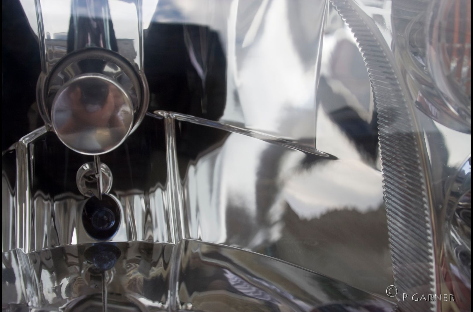 polishing scratches out of headlights Detailing World Forum