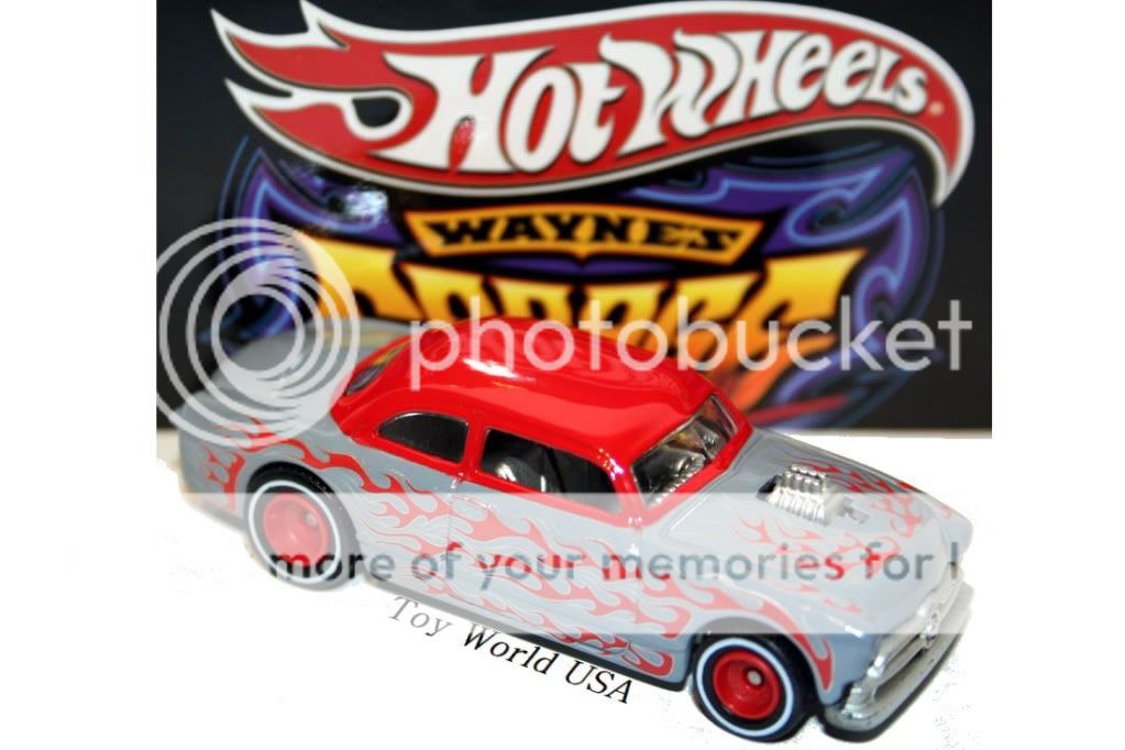 Hot Wheels Waynes Garage Shoe Box 30 Car Set